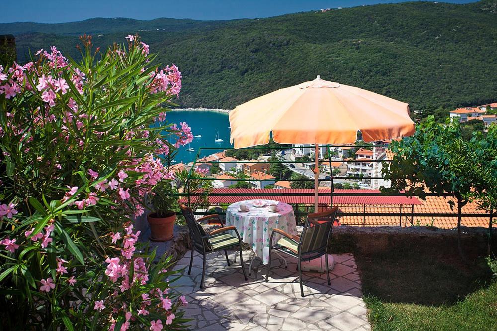 Apartments Lina 2023 Rabac Dış mekan fotoğraf